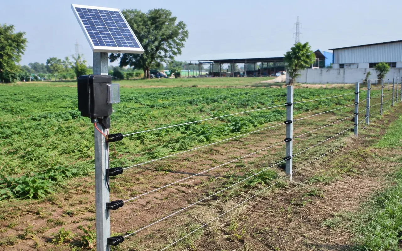 Solar electric fence around a farm. Illustrative image, not an Essatech project photo